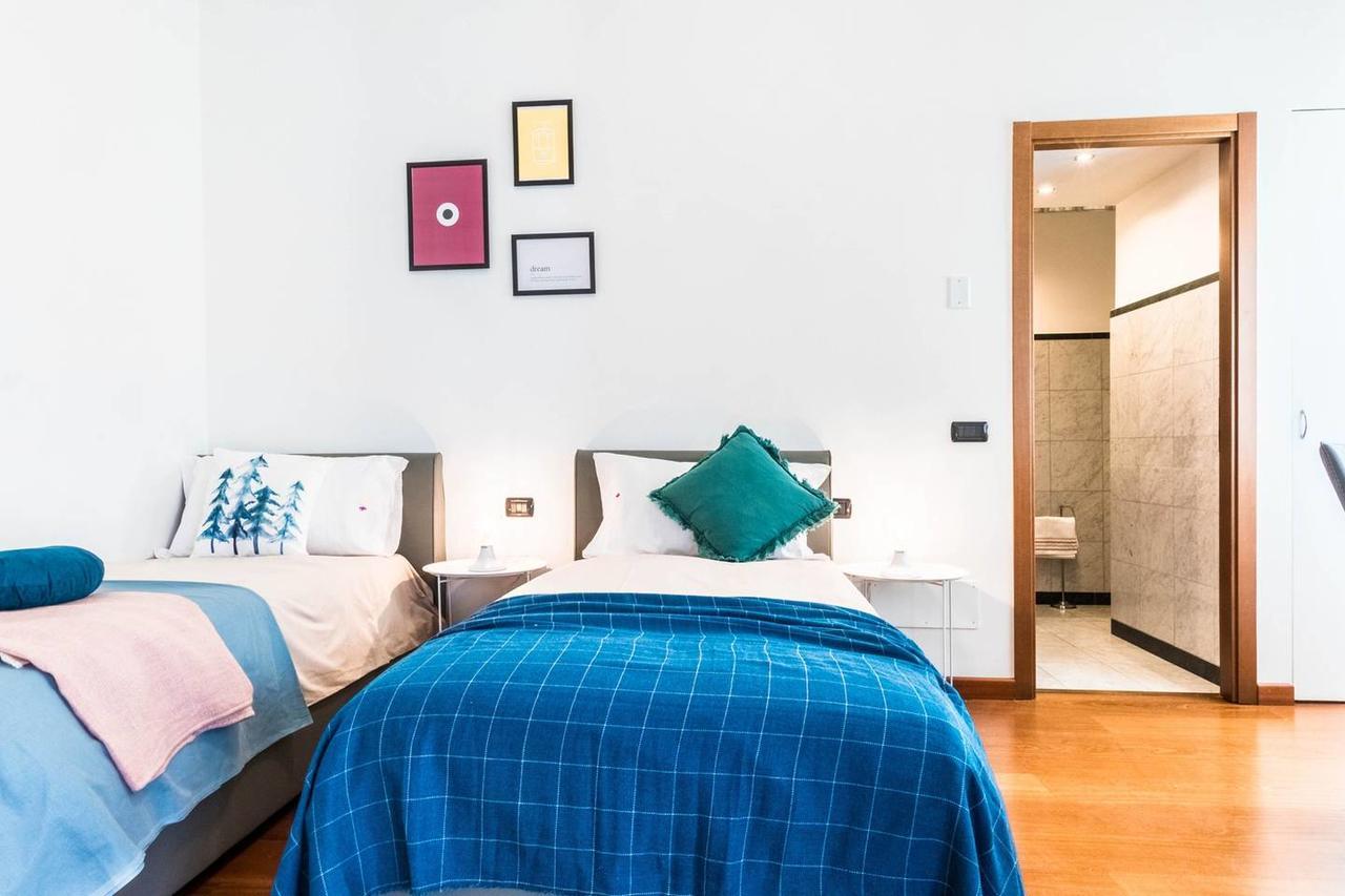 Apartamento Hintown Duomo Via Baracchini Milán Exterior foto